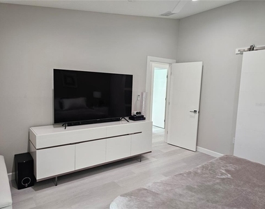 3503 Avenida Madera - Photo Thumbnail 19