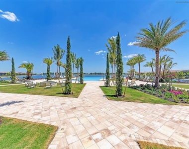 228 Maraviya Boulevard - Photo Thumbnail 78