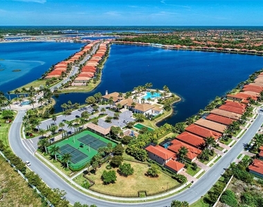 228 Maraviya Boulevard - Photo Thumbnail 54