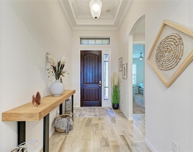 228 Maraviya Boulevard - Photo Thumbnail 7