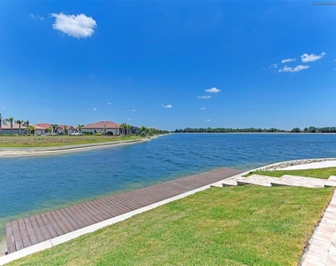 228 Maraviya Boulevard - Photo Thumbnail 80