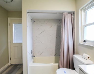 2807 67th Street W - Photo Thumbnail 34