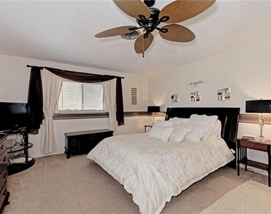 910 Caples Street - Photo Thumbnail 16