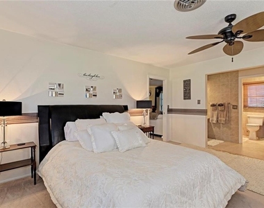 910 Caples Street - Photo Thumbnail 17