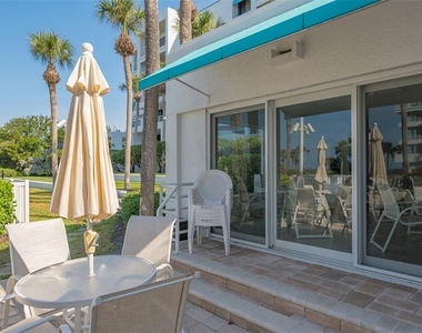 2109 Gulf Of Mexico Drive - Photo Thumbnail 37