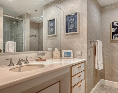2109 Gulf Of Mexico Drive - Photo Thumbnail 11