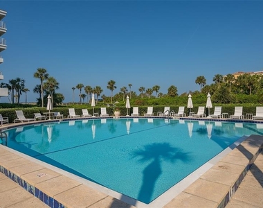 2109 Gulf Of Mexico Drive - Photo Thumbnail 32