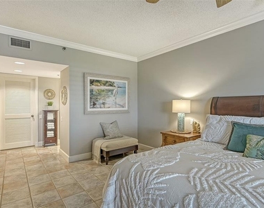 2109 Gulf Of Mexico Drive - Photo Thumbnail 21