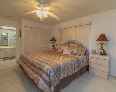 3805 Sun Eagle Lane - Photo Thumbnail 17