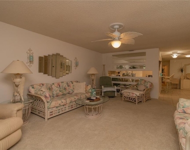 3805 Sun Eagle Lane - Photo Thumbnail 4