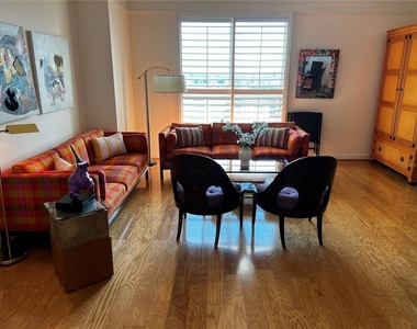 750 N Tamiami Trail - Photo Thumbnail 9
