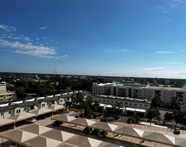 750 N Tamiami Trail - Photo Thumbnail 26