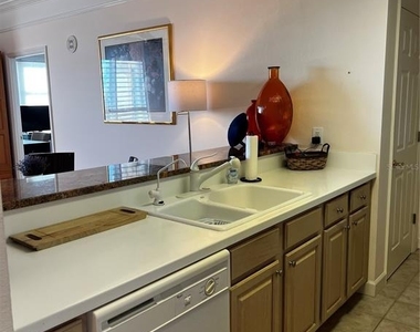 750 N Tamiami Trail - Photo Thumbnail 16