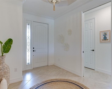 5907 Brandon Run - Photo Thumbnail 11