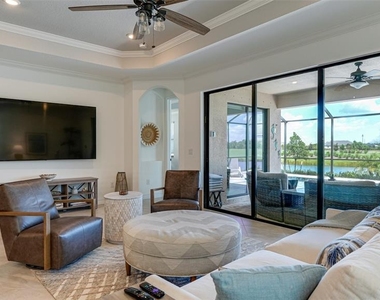 5907 Brandon Run - Photo Thumbnail 4