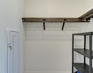 5907 Brandon Run - Photo Thumbnail 17
