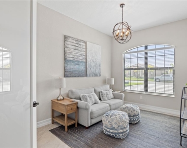 5623 Mulligan Way - Photo Thumbnail 14
