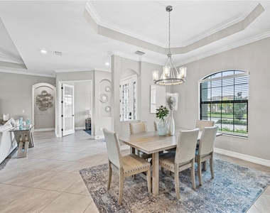 5623 Mulligan Way - Photo Thumbnail 41