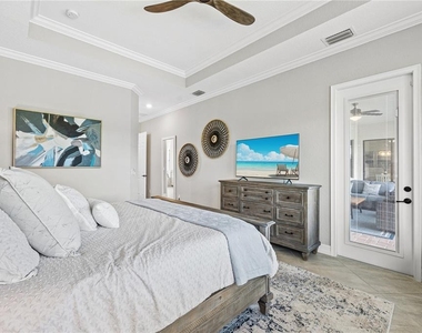 5623 Mulligan Way - Photo Thumbnail 35