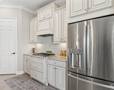 5623 Mulligan Way - Photo Thumbnail 36