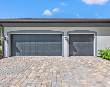 5623 Mulligan Way - Photo Thumbnail 31