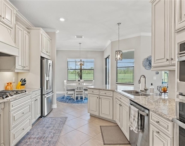5623 Mulligan Way - Photo Thumbnail 10