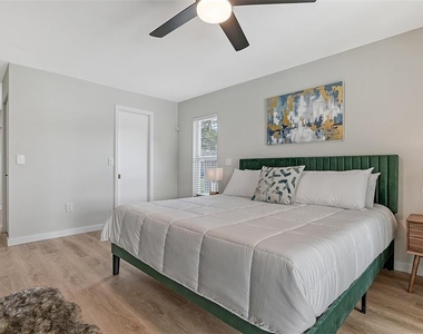 3924 Helene Street - Photo Thumbnail 34