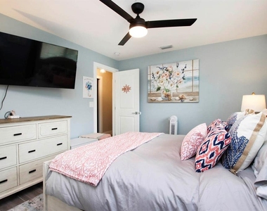 3328 Se 18th Avenue - Photo Thumbnail 14