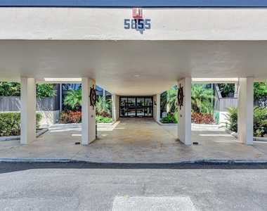 5855 Midnight Pass Road - Photo Thumbnail 7