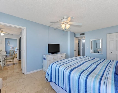 5855 Midnight Pass Road - Photo Thumbnail 31
