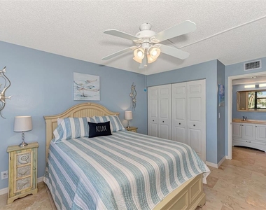 5855 Midnight Pass Road - Photo Thumbnail 36