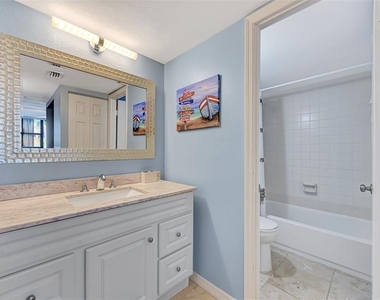 5855 Midnight Pass Road - Photo Thumbnail 32