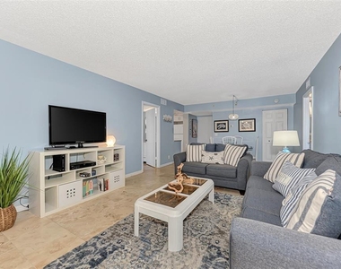 5855 Midnight Pass Road - Photo Thumbnail 18