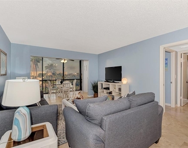 5855 Midnight Pass Road - Photo Thumbnail 16