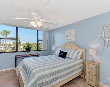 5855 Midnight Pass Road - Photo Thumbnail 34