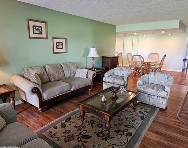 3500 El Conquistador Parkway - Photo Thumbnail 9