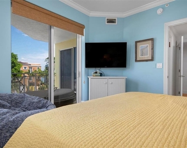 9122 Midnight Pass Road - Photo Thumbnail 23