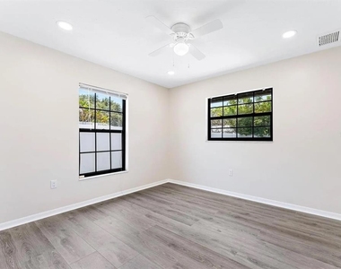 1302 83rd Street Nw - Photo Thumbnail 11