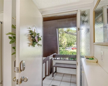 4616 Ringwood Meadow - Photo Thumbnail 2