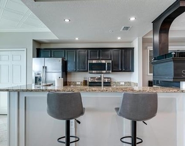 16706 Vardon Terrace - Photo Thumbnail 10
