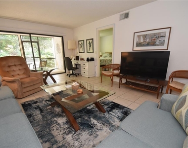 1620 Boathouse Circle - Photo Thumbnail 7