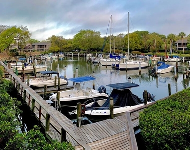 1620 Boathouse Circle - Photo Thumbnail 32