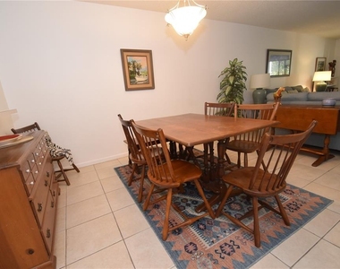 1620 Boathouse Circle - Photo Thumbnail 3