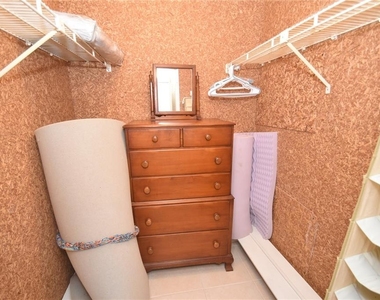 1620 Boathouse Circle - Photo Thumbnail 10