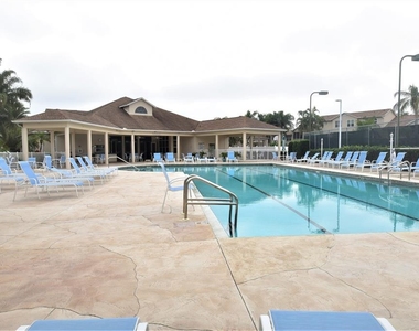 4235 Castlebridge Lane - Photo Thumbnail 9