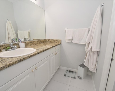 4235 Castlebridge Lane - Photo Thumbnail 6