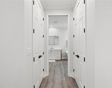 5947 Brandon Run - Photo Thumbnail 23