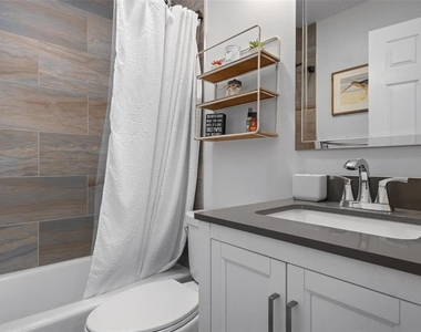 3201 Beneva Road - Photo Thumbnail 18