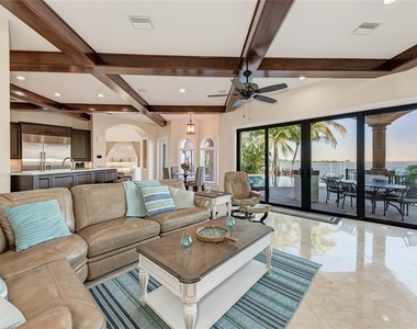 14 N Washington Drive - Photo Thumbnail 36