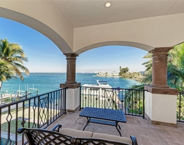 14 N Washington Drive - Photo Thumbnail 78